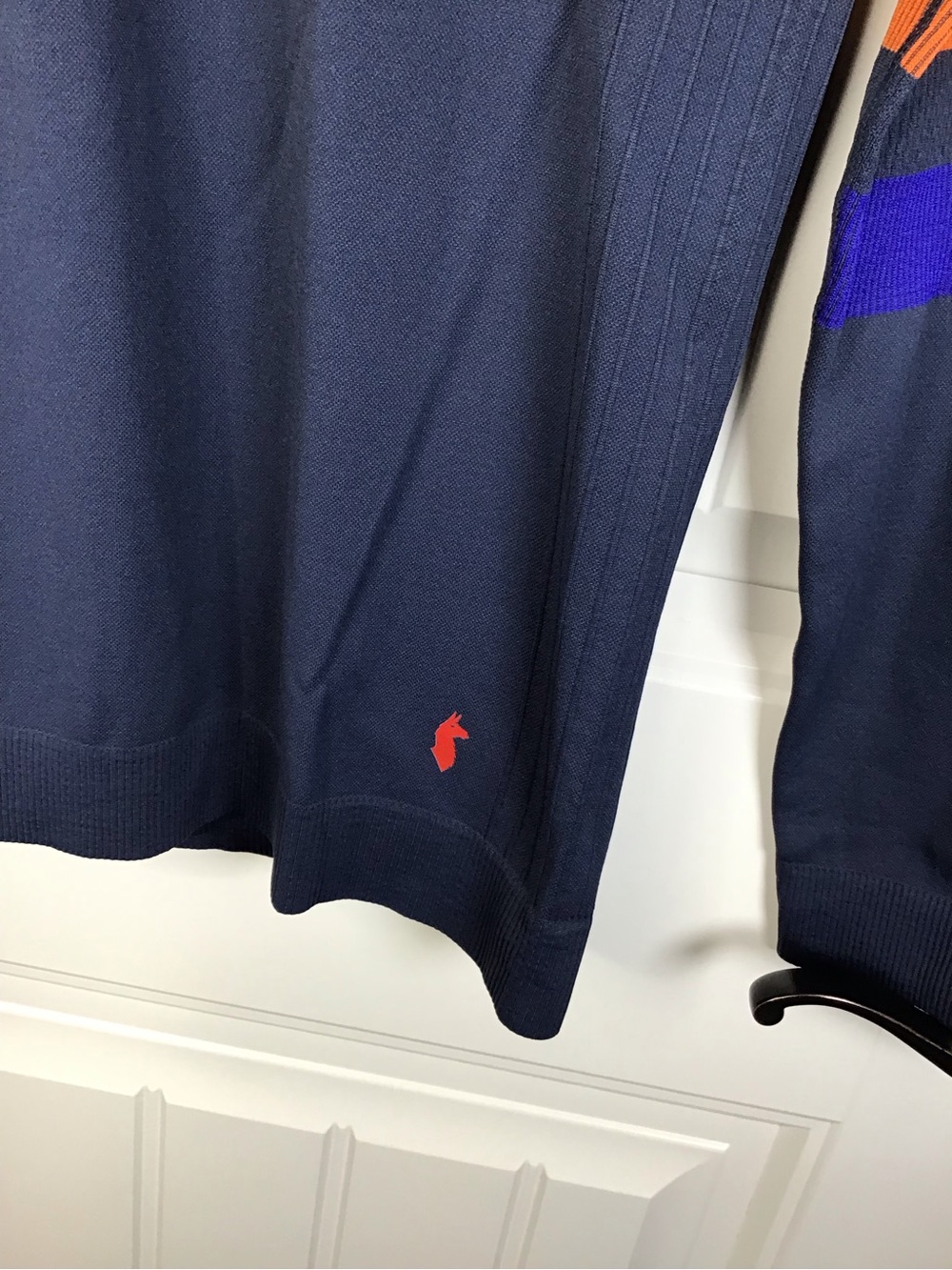 Cotopaxi Debajo Seamless Baselayer Quarter Zip in Ink Stripes Size Small. - Picture 6 of 6